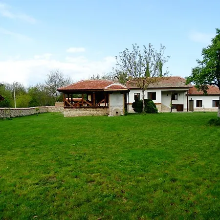 Къща за гости Krai Potoka