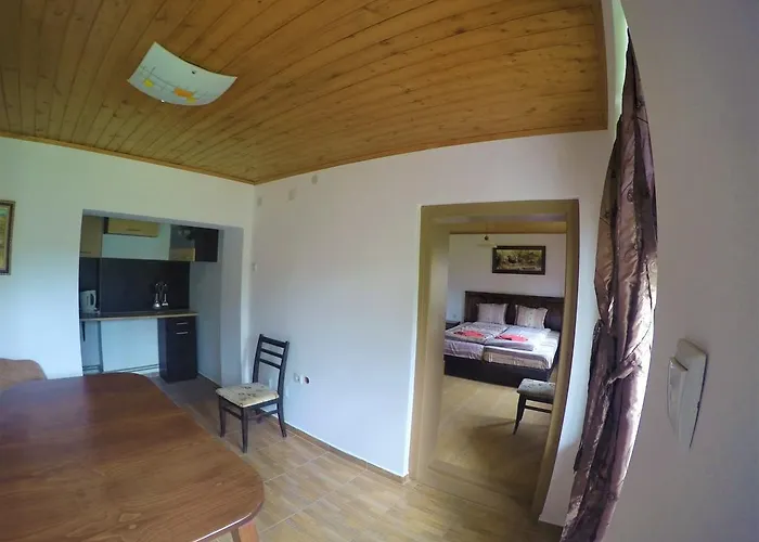 Къща за гости Krai Potoka