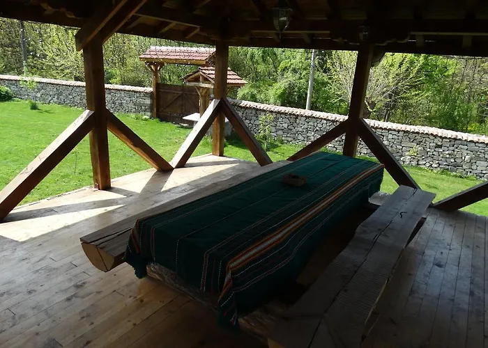 Krai Potoka Къща за гости 3*