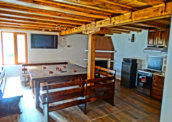 Krai Potoka 3* Крушуна